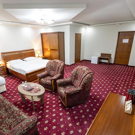 Gyumri Hotel Exterior foto